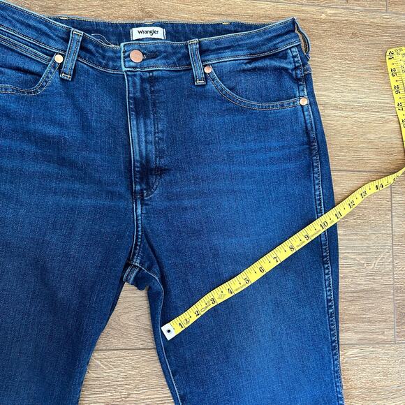 Wrangler Westward 626 High Rise Bootcut Women's Blue Jeans Size 31 - Picture 5 of 9